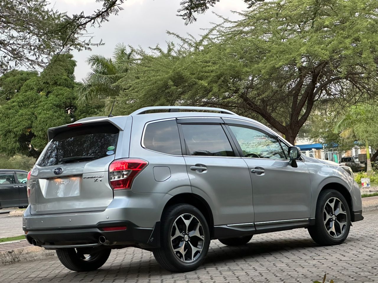 SUBARU FORESTER XT thumbnail 8